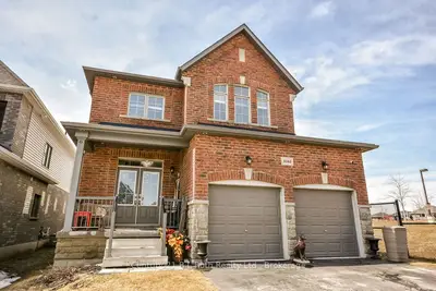 Detached in Orillia