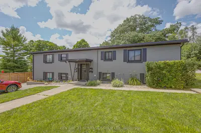 Fourplex in Barrie