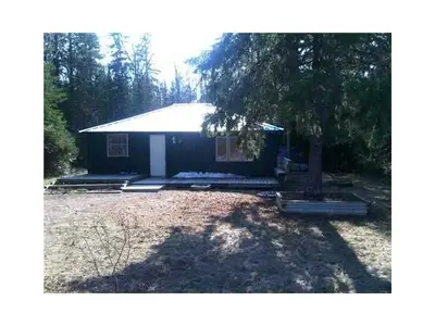 107 41 County Road, Kawartha Lakes, On K0m 2b0