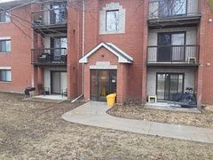 163 Edgehill Drive D11, Barrie, ON L4N 1L9