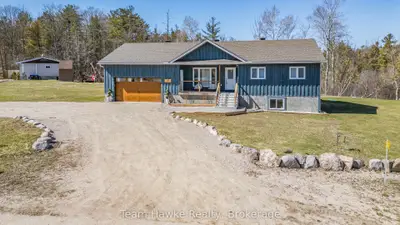 Detached in Penetanguishene
