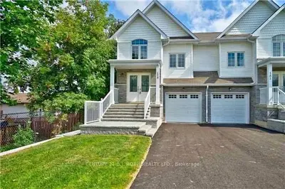 Semi-Detached in Barrie