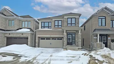 Detached in Barrie