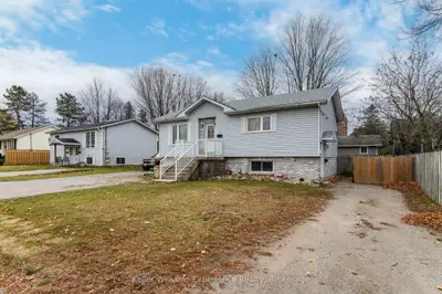 Duplex in Midland