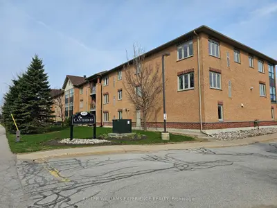 Condo Apartment in Barrie