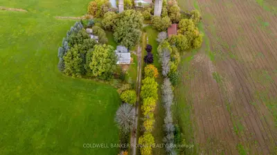 Detached in Clearview