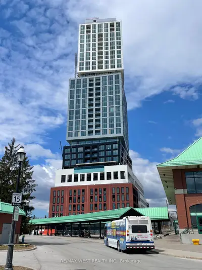 Condo Apartment in Barrie