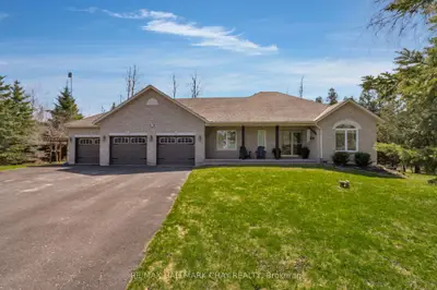 Detached in Oro-Medonte