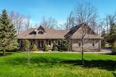 Detached in Oro-Medonte