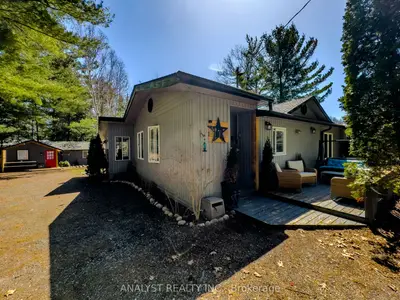 Detached in Tiny