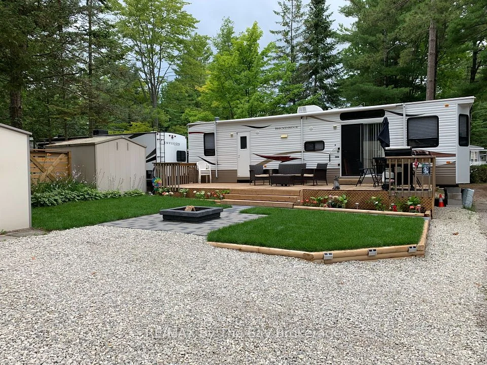 85 THEME PARK Drive 222, Wasaga Beach, ON L9Z 1X7