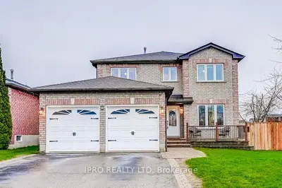 Detached in Barrie