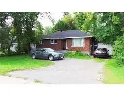 Detached in Barrie