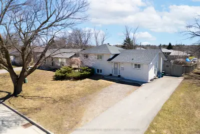 Detached in Barrie
