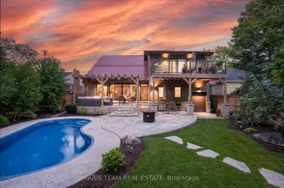 92 Nelson Street, Barrie, On L4m 4k5