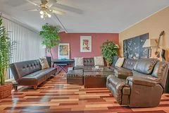 32 59th Street S, Wasaga Beach, ON L9Z 1V8