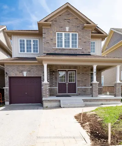 Detached in Orillia