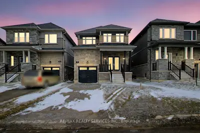 Detached in Barrie