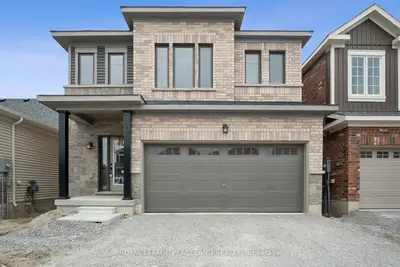 Detached in Barrie