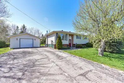 Detached in Ramara