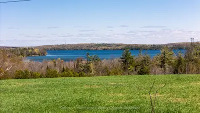 Detached in Oro-Medonte
