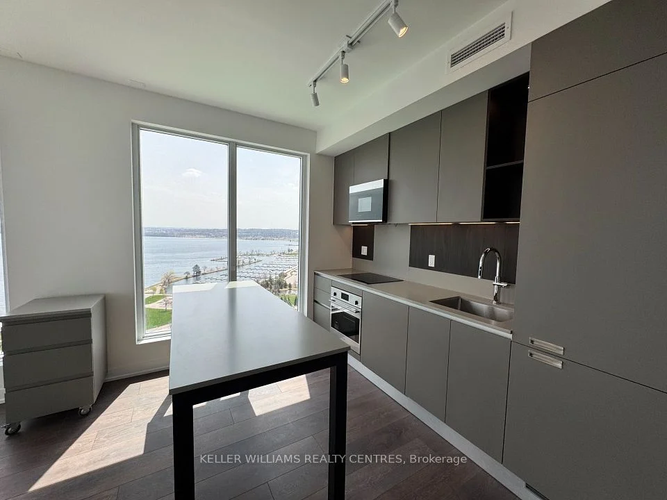 39 Mary Street 1508, Barrie, ON L4N 1S9