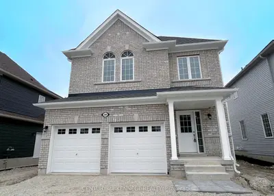 Detached in Clearview