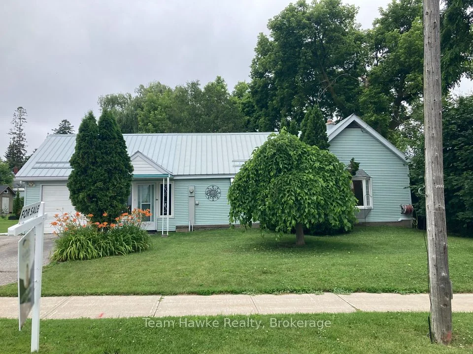 266 Barnett Avenue, Midland, ON L4R 1N4