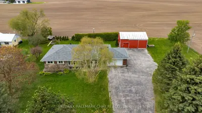 Detached in Clearview