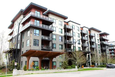 Condo Apartment in Barrie