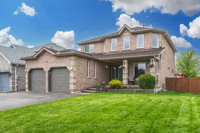 Detached in Barrie