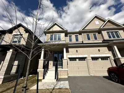 Semi-Detached in Springwater