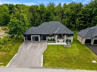 Detached in Springwater