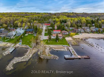 Detached in Tay