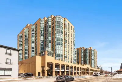 Condo Apartment in Barrie
