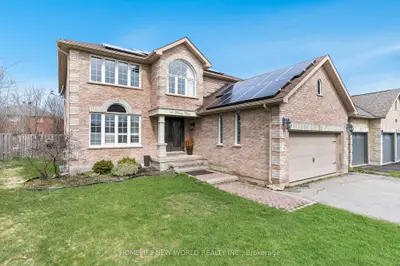 Detached in Barrie