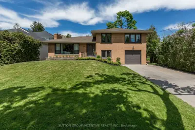 Detached in Barrie