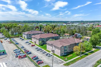 Condo Apartment in Orillia