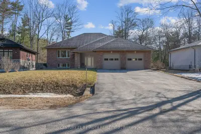 Detached in Tiny