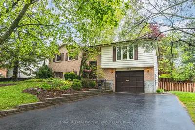 Detached in Barrie