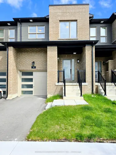 Att/Row/Townhouse in Barrie
