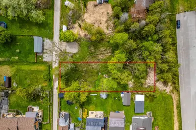 Vacant Land in Penetanguishene