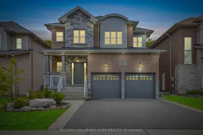 Detached in Orillia
