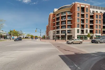 1 E Hurontario Street 102B, Collingwood, ON L9Y 0K3