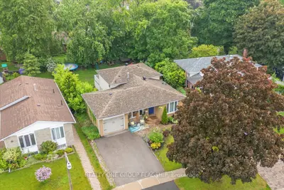 Detached in Barrie
