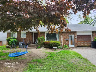 Detached in Orillia