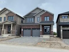 22 Kingsbury Trail, Barrie, On L9j 0w9