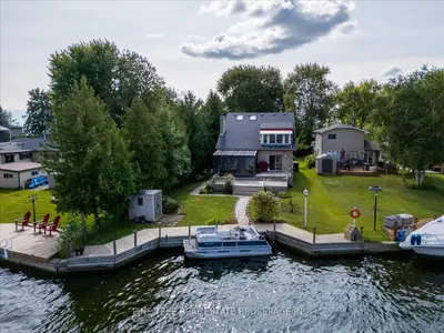 Detached in Ramara