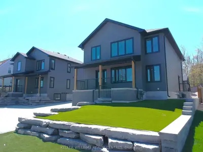 Duplex in Barrie