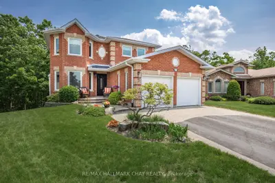 Detached in Barrie